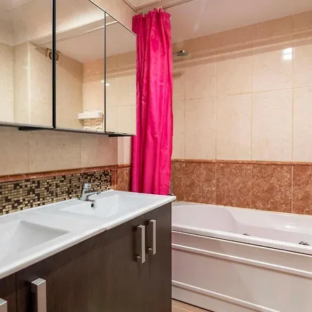 Private With Bathroom And Big Terrace Just For * Адехе